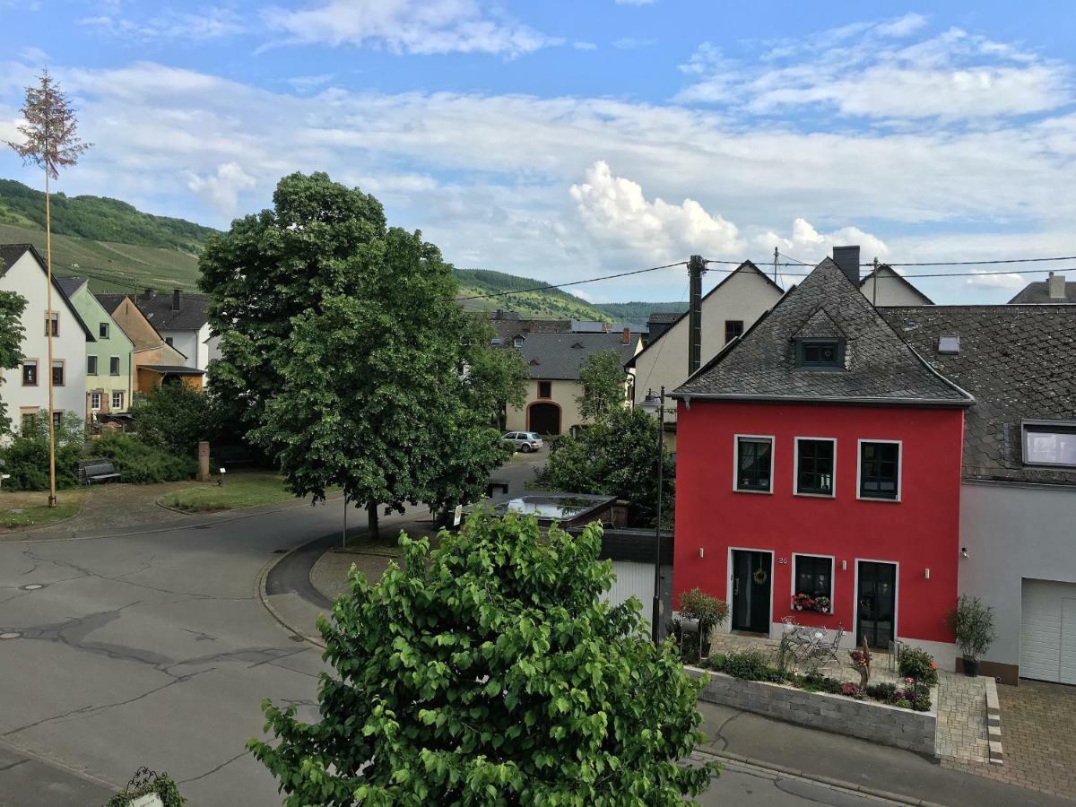 Gastehaus Hoffmann Acomodação com café da manhã Farschweiler Exterior foto